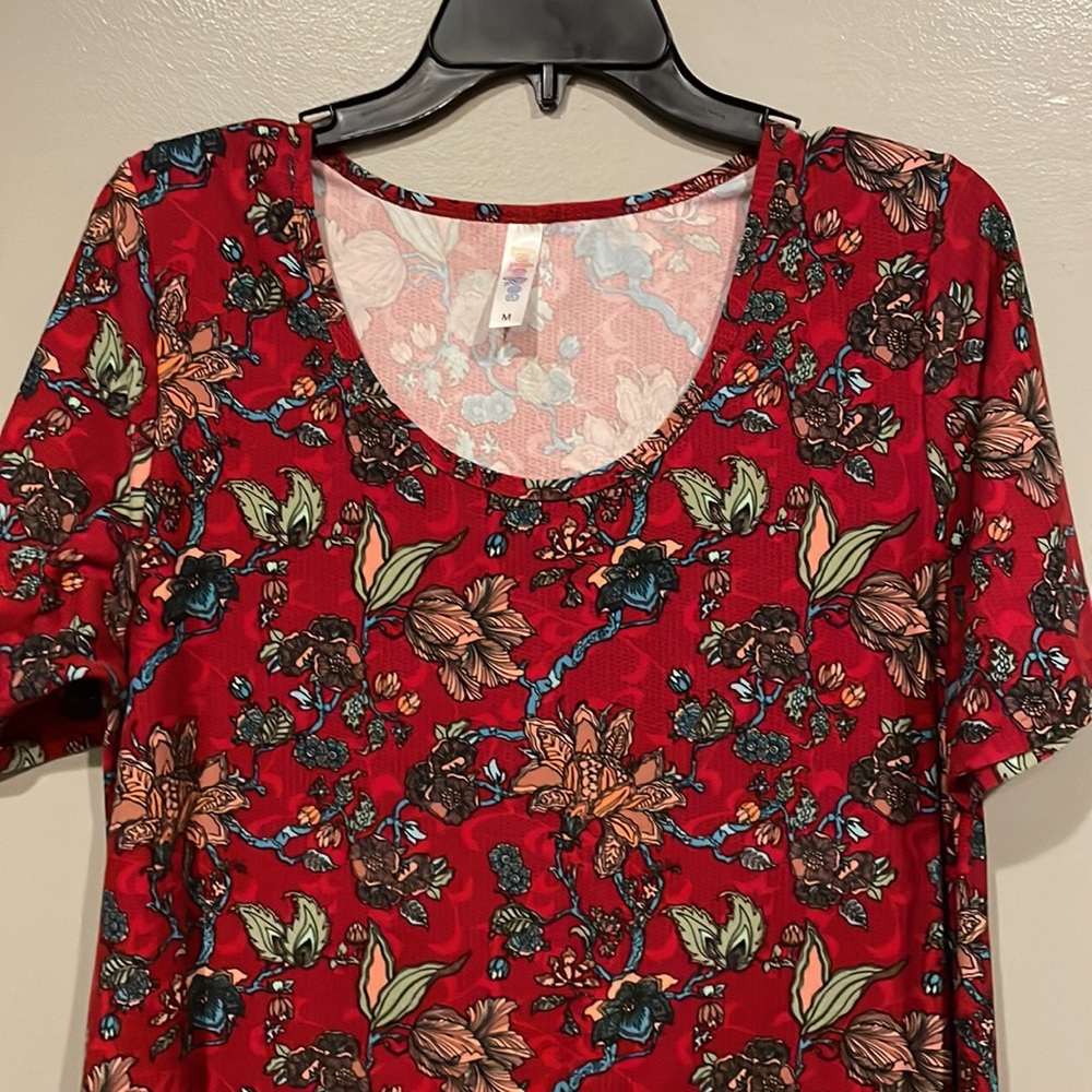 Lula Roe shirt - Picture 2 of 7